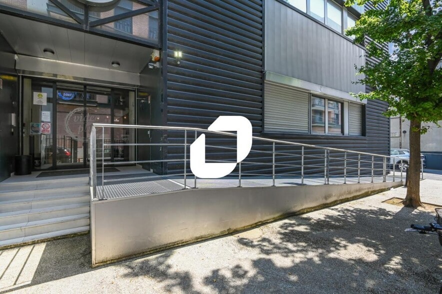 12 Villa Des Fleurs, Courbevoie à louer - Photo de l’immeuble – Image 1 sur 12