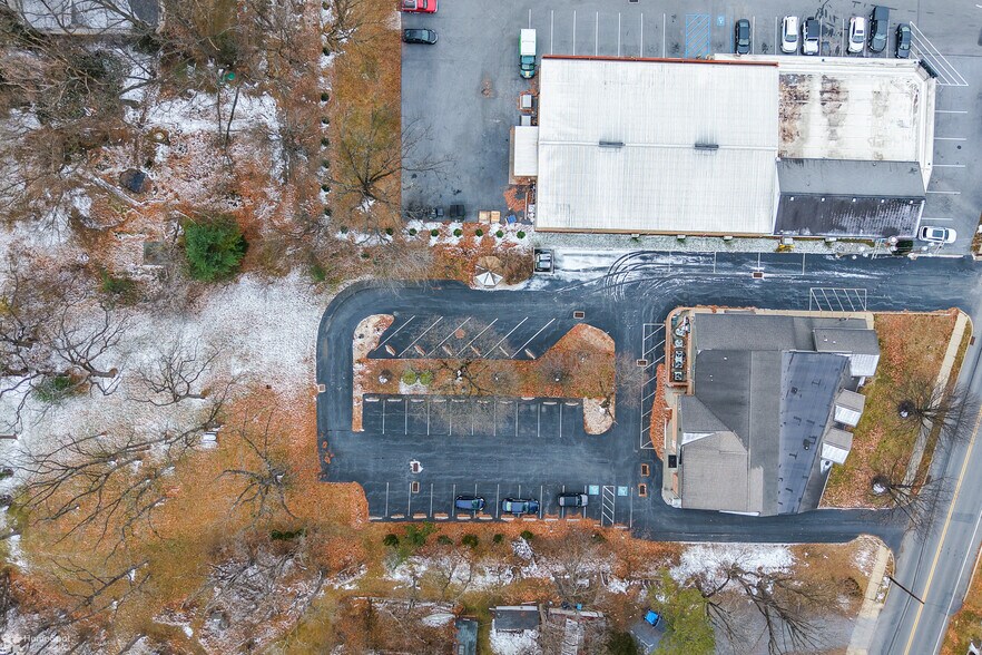 2346 Jacksonville Rd, Bethlehem, PA à vendre - Photo de l’immeuble – Image 2 sur 62