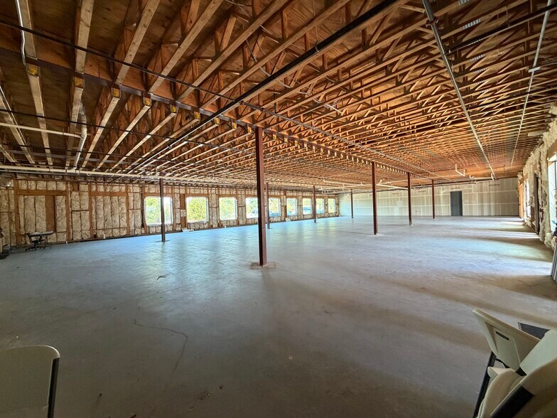 951 Lonestar Pky, Montgomery, TX à louer - Photo de l’immeuble – Image 3 sur 11