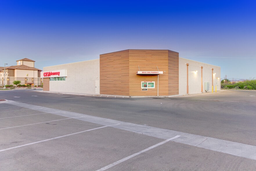 286 E 7th St, Douglas, AZ à louer - Photo de l’immeuble – Image 2 sur 3