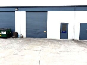 30872 Huntwood Ave, Hayward, CA à louer Photo intérieure– Image 1 sur 3