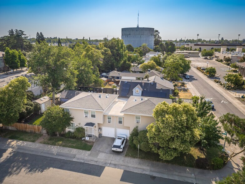 3615 22nd St, Sacramento, CA à vendre - Photo de l’immeuble – Image 3 sur 4