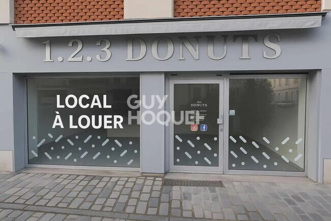 Plus de détails pour Local commercial à louer