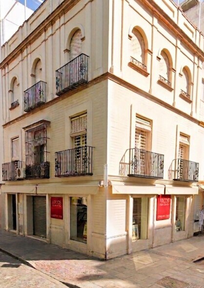 Local commercial dans SEVILLA à louer - Photo de l’immeuble – Image 2 sur 6