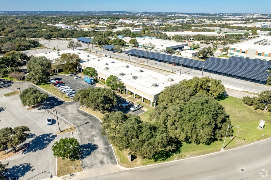 12661-12679 Silicon Dr, San Antonio, TX à louer - Aérien – Image 2 sur 22
