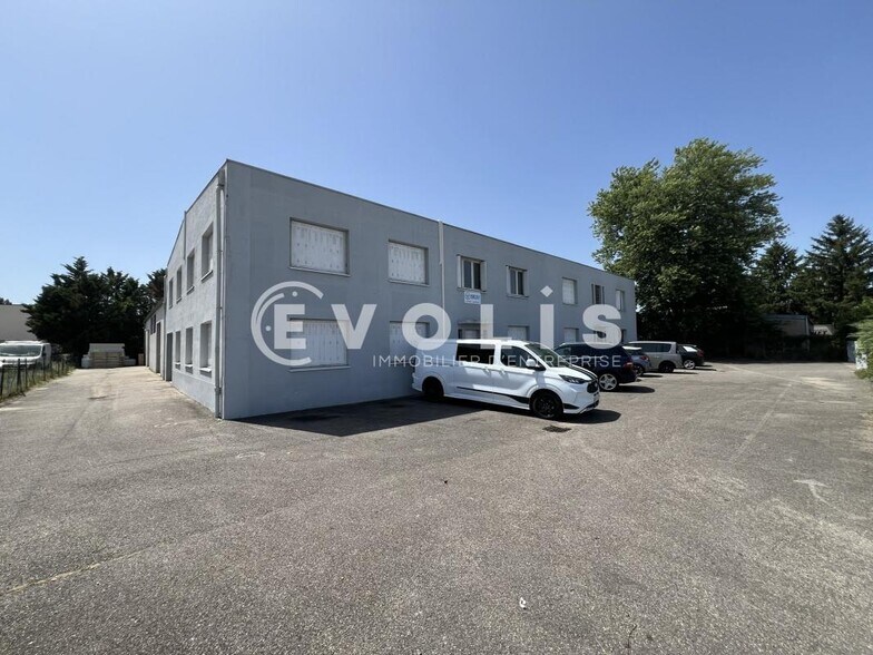 3 Rue Jean Macé, Saint-Symphorien-d'Ozon à louer - Photo de l’immeuble – Image 3 sur 23