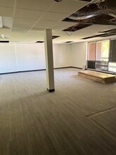 1930 S Alma School Rd, Mesa, AZ à louer Photo intérieure– Image 1 sur 4