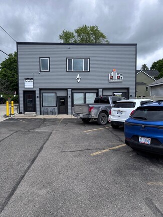 Plus de détails pour 127-131 E Commerce St, Milford, MI - Bureau à vendre