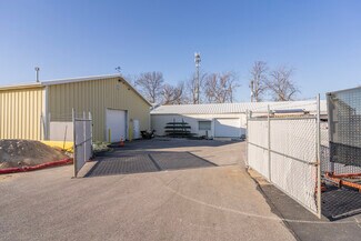 Plus de détails pour 213 Locust Hill Rd, Belton, MO - Industriel/Logistique à louer
