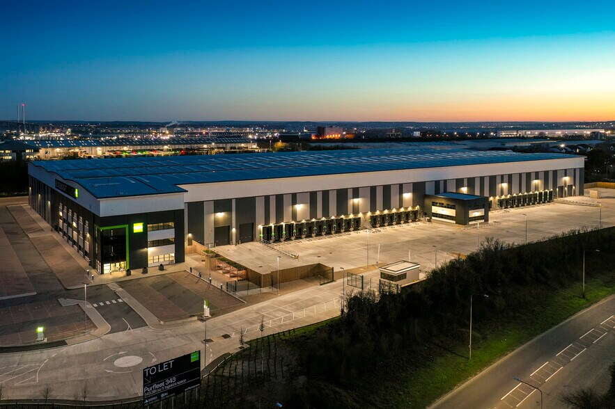 Arterial Rd, Purfleet-On-Thames à louer - Aérien – Image 2 sur 9