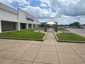 730 S Green River Rd, Evansville, IN à louer Photo intérieure– Image 1 sur 4