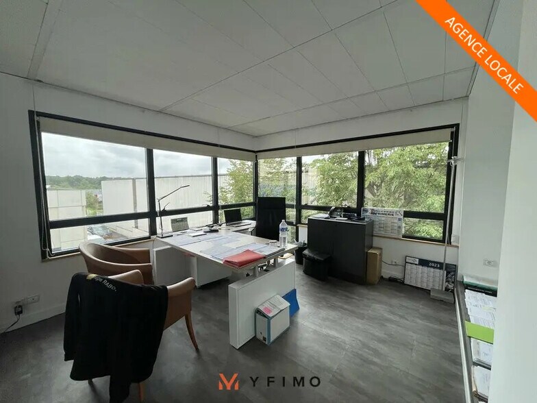 Bureau dans Chambourcy à louer - Photo de l’immeuble – Image 1 sur 10