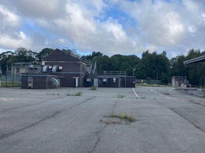 Lower House Ln, Liverpool à vendre - Photo de l’immeuble – Image 3 sur 3