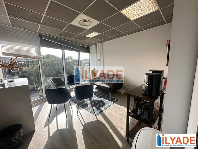 Plus de détails pour 33 Avenue De Hambourg, Marseille - Bureau à louer