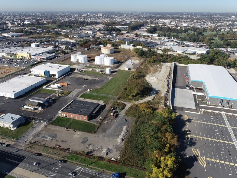 4270 G St, Philadelphia, PA à vendre - Photo de l’immeuble – Image 2 sur 7