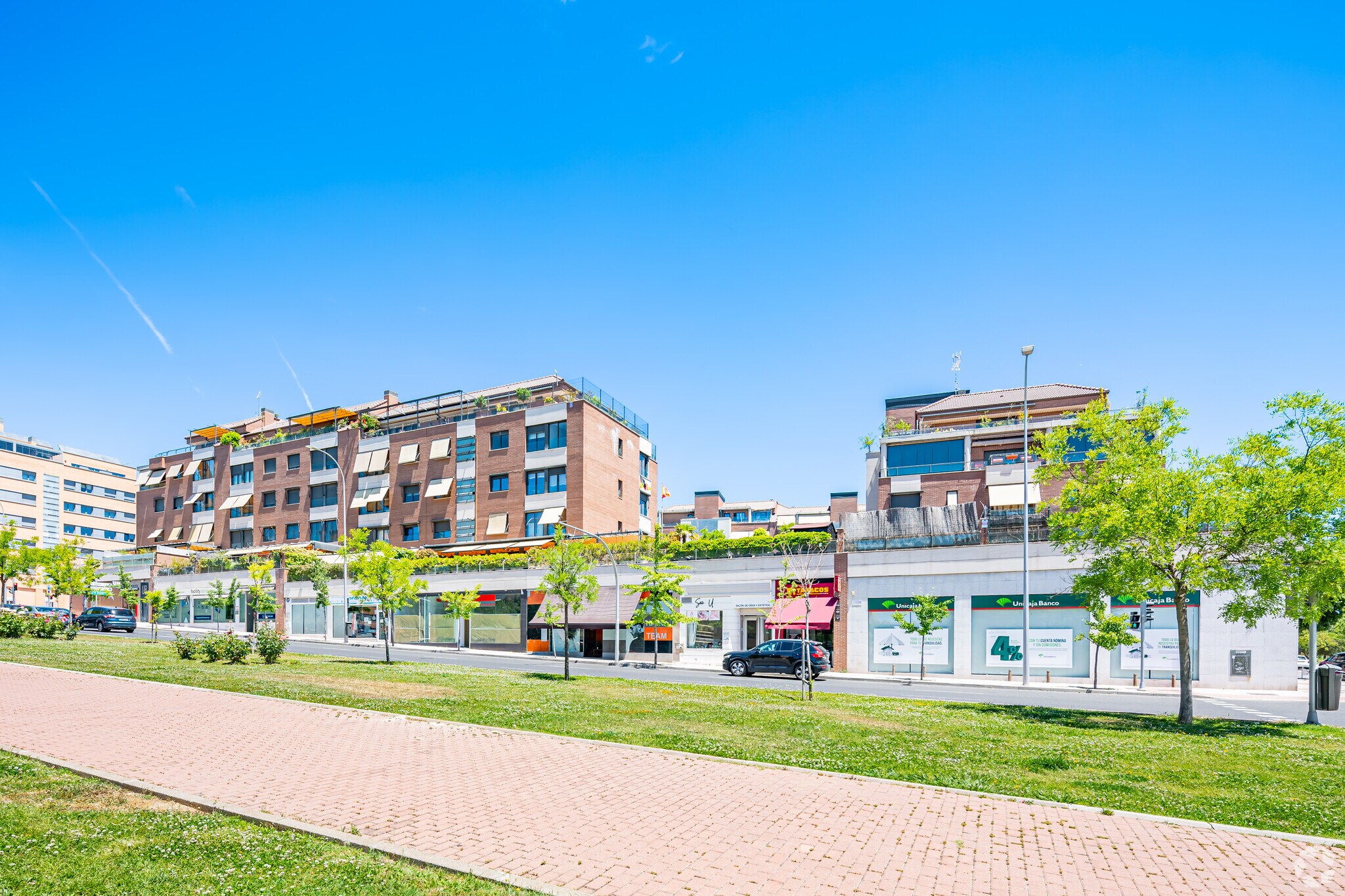 Avenida del Montecarmelo, 2, Madrid, Madrid à louer Photo principale– Image 1 sur 3