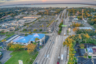 1500 Colonial Blvd, Fort Myers, FL - VUE AÉRIENNE  vue de carte - Image1