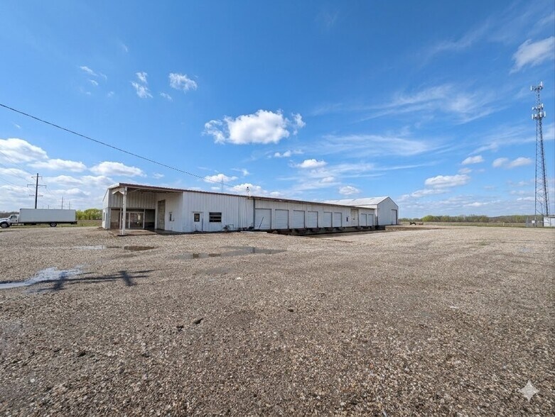 125 Barlow Rd, Farmington, IL à vendre - Photo principale – Image 1 sur 21