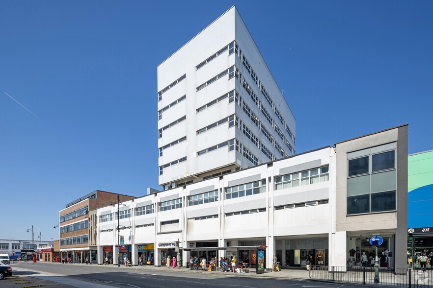 7 Western Rd, Romford à louer - Photo principale – Image 1 sur 4