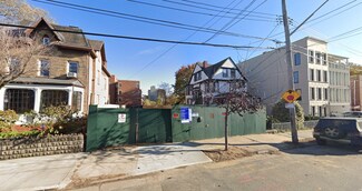 Plus de détails pour 2625 14th St, Astoria, NY - Terrain à vendre