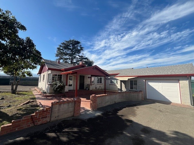 9690 Monterey Rd, Morgan Hill, CA à louer - Photo principale – Image 1 sur 5