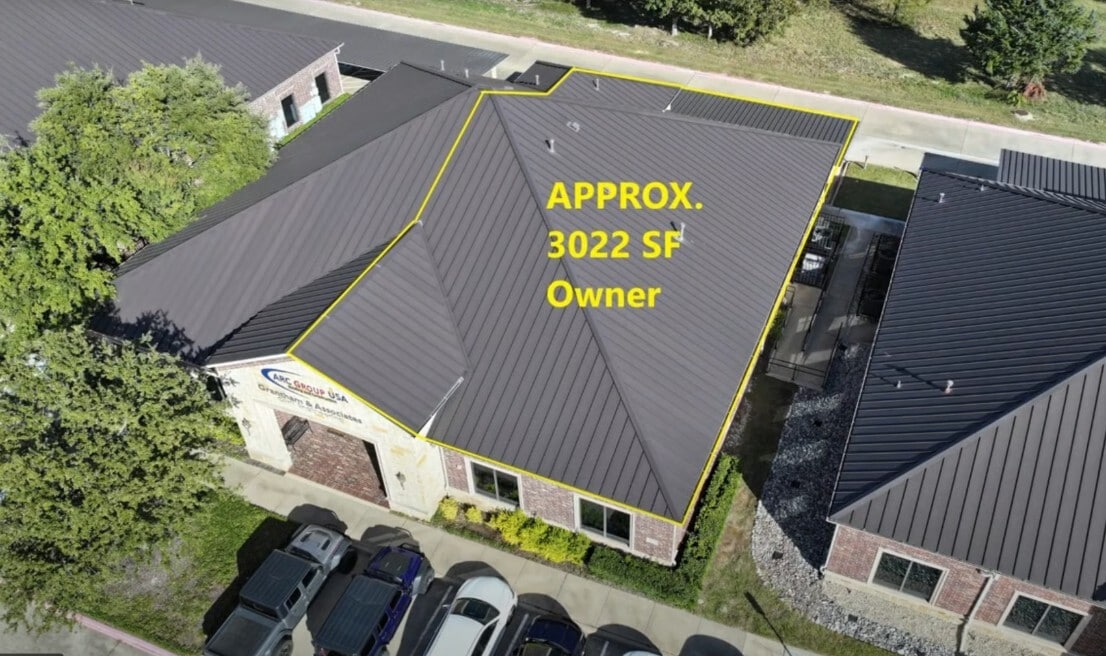 6570 Naaman Forest Blvd, Garland, TX 75044 - Lot 200 -  - Photo intérieure - Image 2 of 24