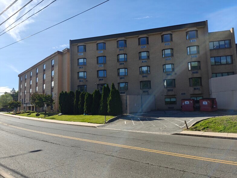 1 Medical Center Blvd, Chester, PA à vendre - Photo de l’immeuble – Image 3 sur 6