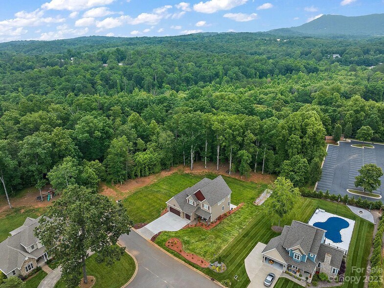 0 Tulip Court, Morganton, NC à vendre - Photo de l’immeuble – Image 3 sur 11