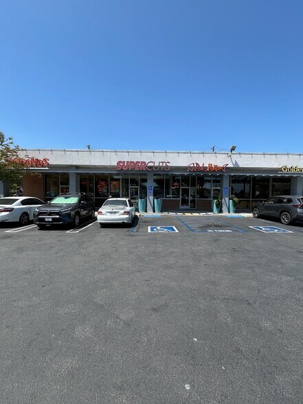 844 E Foothill Blvd, San Luis Obispo, CA à louer - Photo de l’immeuble – Image 2 sur 3