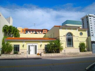 Plus de détails pour 113 Almeria Ave, Coral Gables, FL - Bureau à vendre