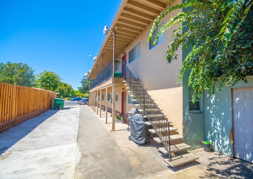 1049 Jefferson Blvd, West Sacramento, CA à louer - Autre – Image 3 sur 28