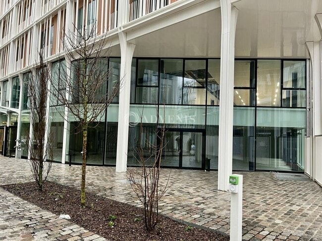 Plus de détails pour 2026 Boulevard De La Défense, Nanterre - Local commercial à louer