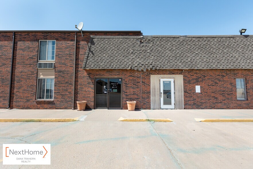 2093 W Oklahoma Ave, Ulysses, KS à vendre - Photo de l’immeuble – Image 3 sur 27