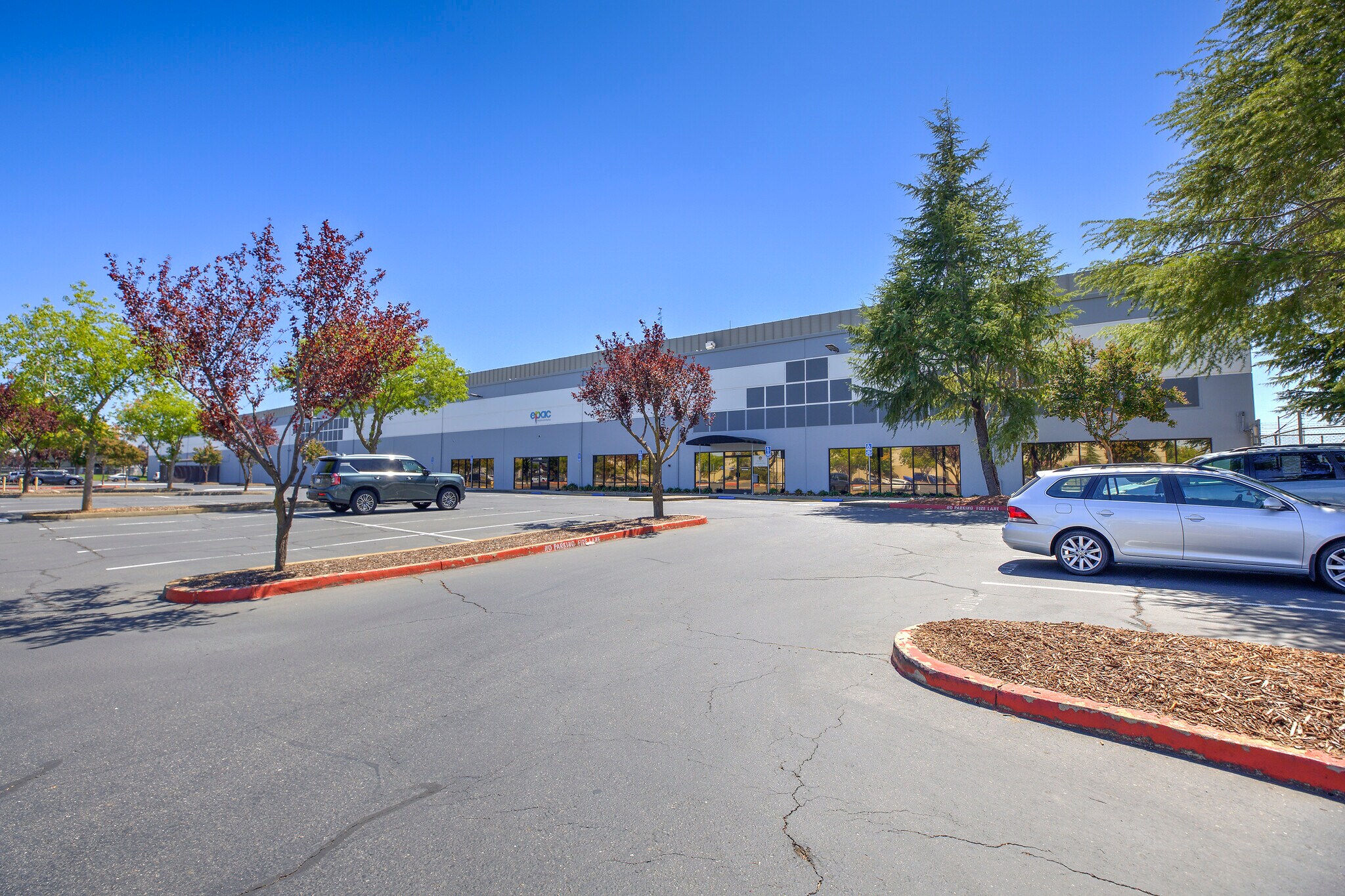 1601 Aviation Blvd, Lincoln, CA à louer Photo de l’immeuble– Image 1 sur 7