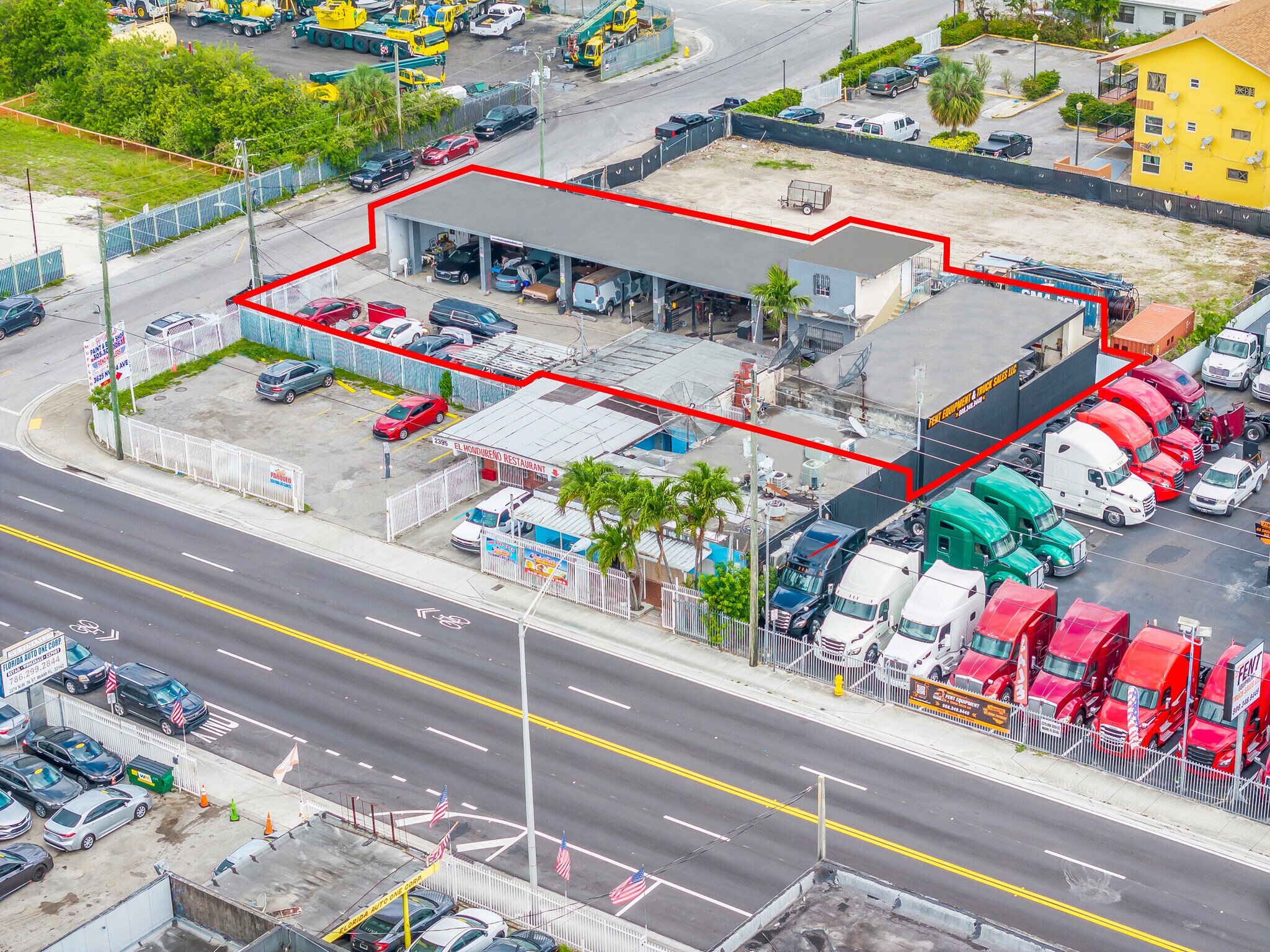 2395 NW 36th St, Miami, FL à louer Photo principale– Image 1 sur 12