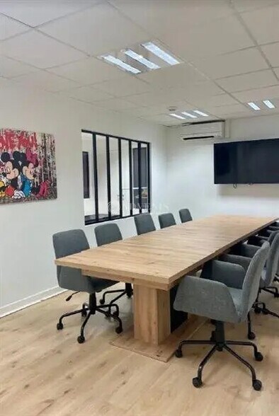 Bureau dans Pessac à vendre - Photo de l’immeuble – Image 1 sur 8