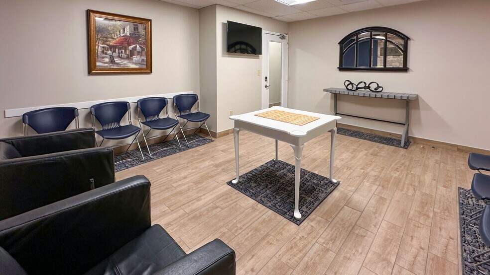 60 Westwood Ave, Waterbury, CT à louer - Photo intérieure – Image 3 sur 6