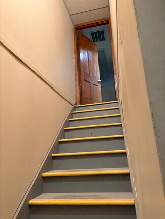 Plus de détails pour 415 Broad Ave, Stanton, IA - Industriel/Logistique à vendre