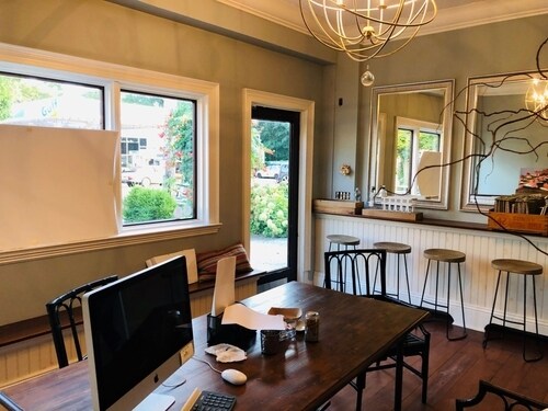 190-194 Forest Ave, Locust Valley, NY à louer Photo intérieure– Image 1 sur 7