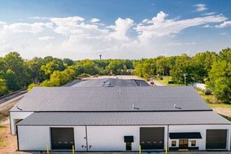 240 E Park St, Guthrie, KY à louer Aérien– Image 1 sur 29