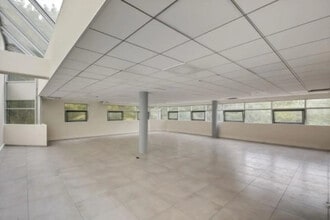 Industriel/Logistique dans Tremblay-en-France à louer Photo intérieure– Image 1 sur 2