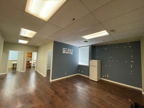 22727 Highway 99, Edmonds, WA à louer Photo intérieure– Image 2 sur 8