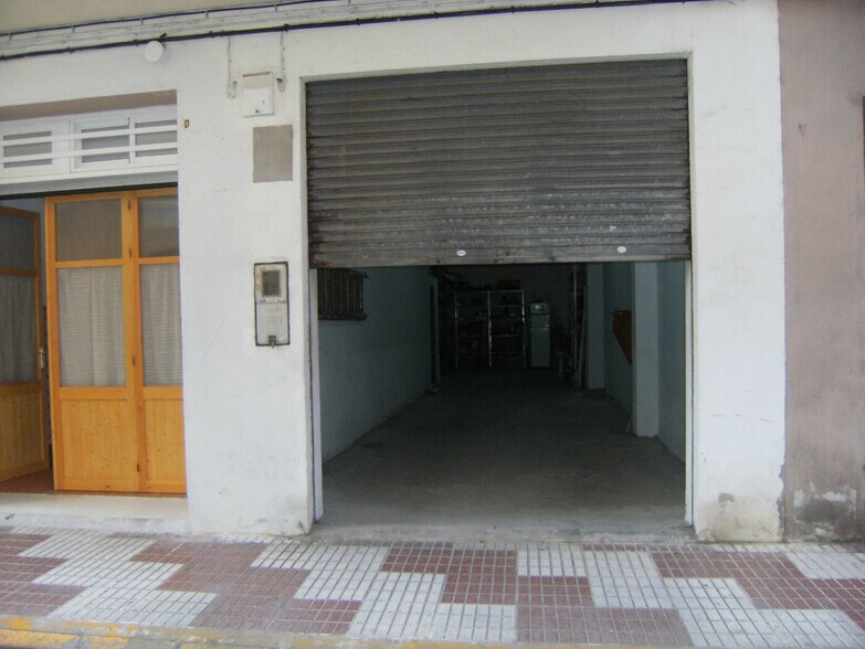 Carrer María Auxiliadora, 1, Algemesí, Valencia à vendre - Photo de l’immeuble – Image 3 sur 6