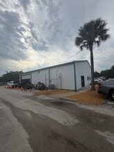 1077 Derbyshire Rd, Daytona Beach, FL à louer Photo intérieure– Image 1 sur 2
