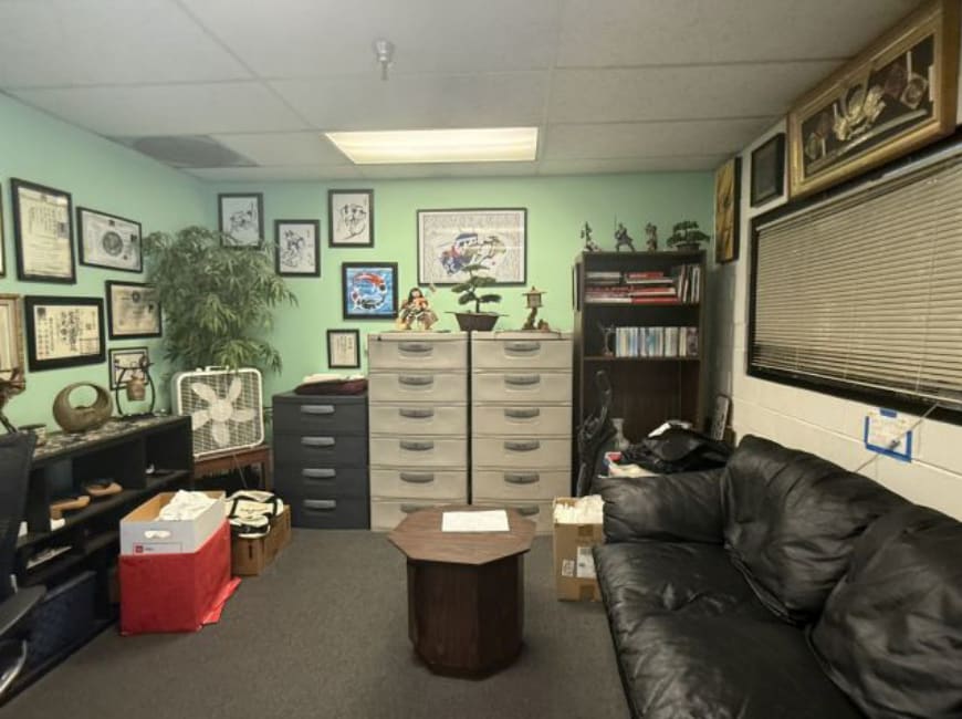 1842 W 11th St, Upland, CA 91786 - Lot D -  - Photo intérieure - Image 1 of 2