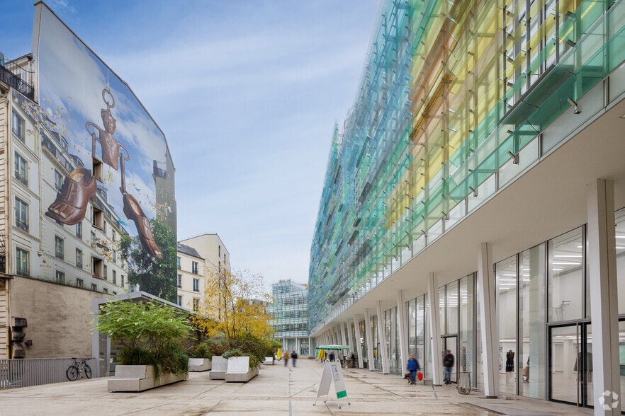 51 Rue De Londres, Paris à louer - Photo de l’immeuble – Image 2 sur 13