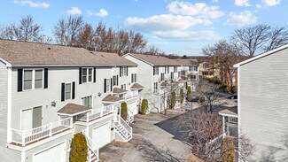 Plus de détails pour 3-5 Morrill Ln, North Providence, RI - Logement à vendre