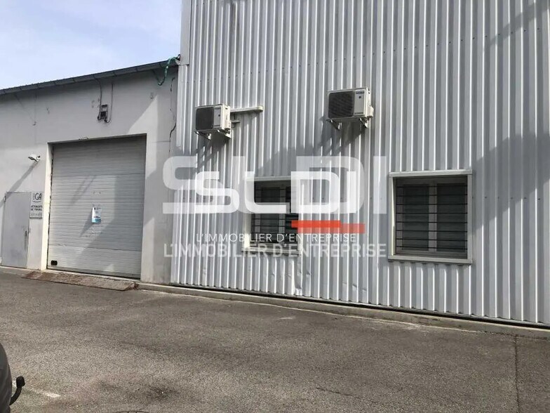 Bureau dans Bourgoin-Jallieu à louer - Photo de l’immeuble – Image 2 sur 8