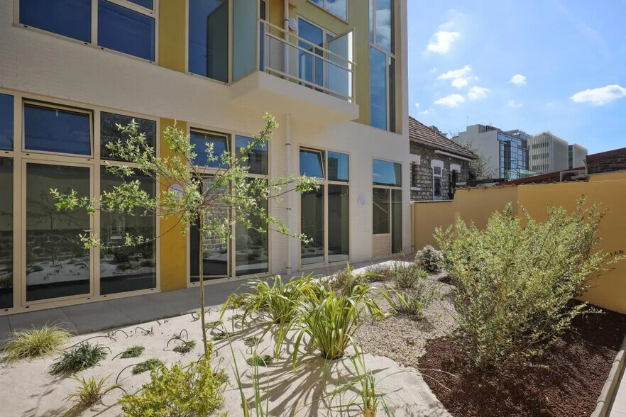 77 Rue Jean Bleuzen, Vanves à vendre - Photo de l’immeuble – Image 2 sur 16