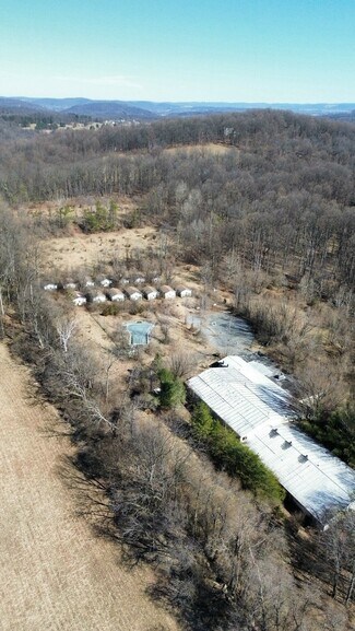 Plus de détails pour 3222 Plow Rd, Mohnton, PA - Spécialisé à vendre